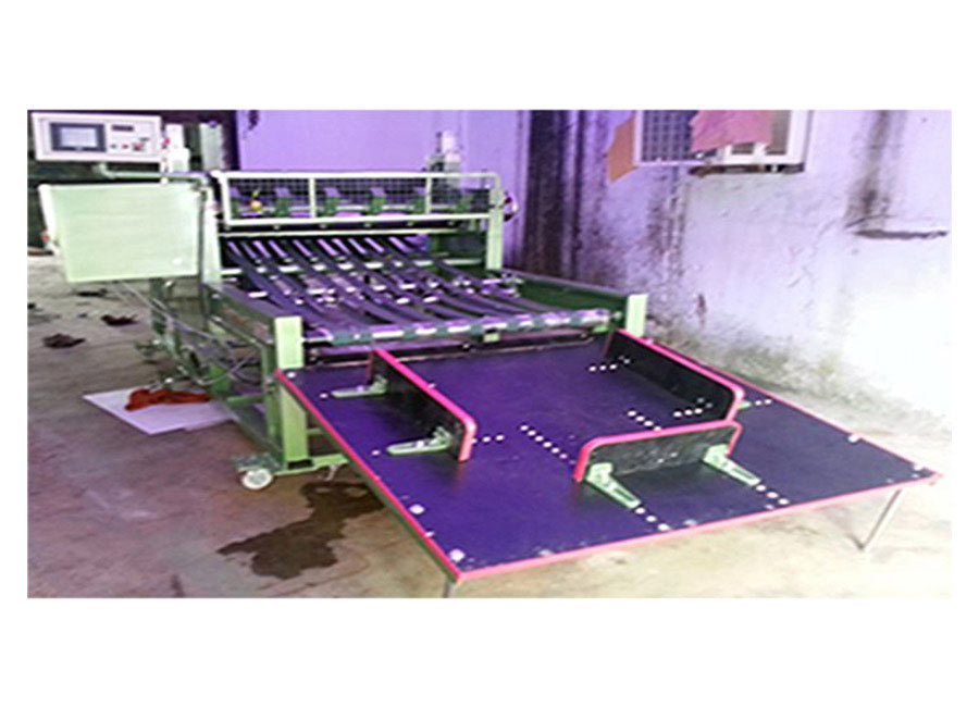 Servo Precision Automatic Rotary Paper Corrugated Sheet Cutting Machine